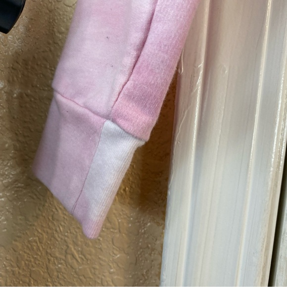 DC Women Juniors 3-5 S Sweatshirt Pullover Crew Neck Wonder Woman Tie Dye Pink - Picture 2 of 12